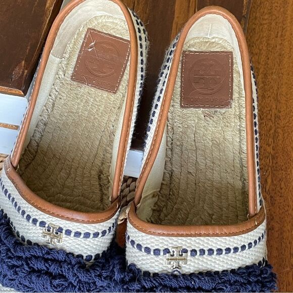 Tory Burch Shaw Fringe Espadrilles Navy and Cream Size 7 - Picture 8 of 11